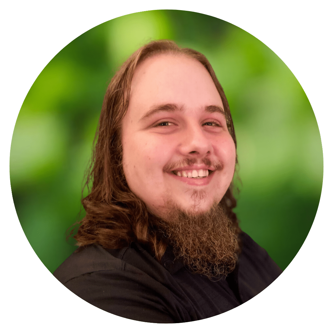 Circle cutout of Daniel D.'s professional headshot, with a background of leaves