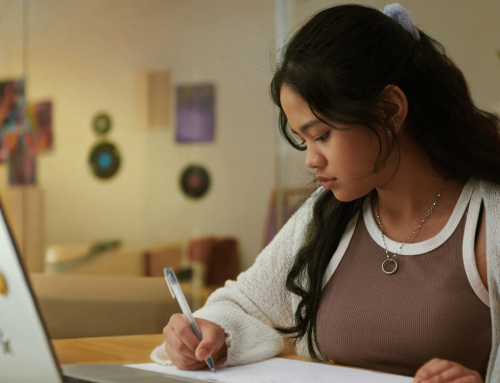 Common App Essay Prompts Explained: Which One Should You Choose?